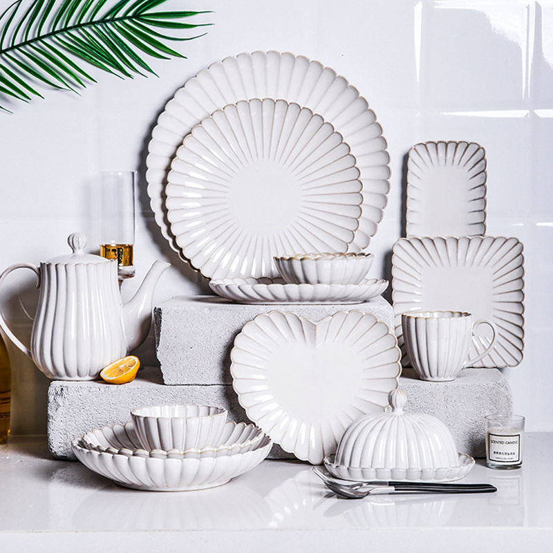 White Porcelain Dinnerware Set - Plates & Bowls for Restaurant Stock