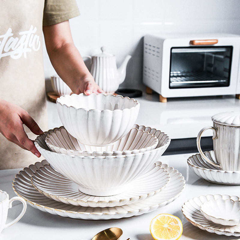White Porcelain Dinnerware Set - Plates & Bowls for Restaurant Stock