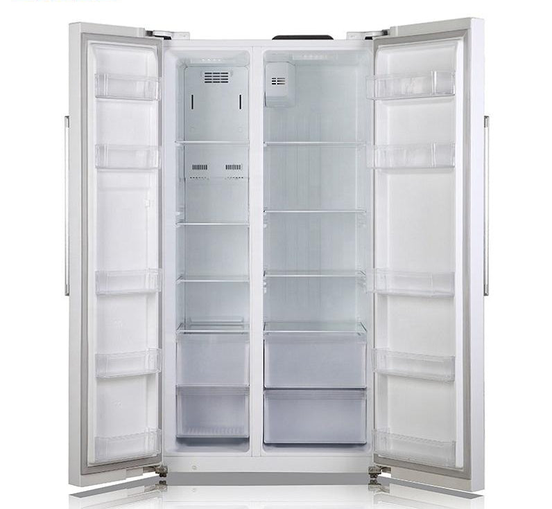 Standard-Depth, Side-by-side Refrigerator, with Ice and Water and Bar Handle Design